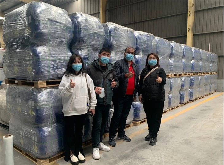 90% Chlorine Content 25LBS 50LBS Bucket Package Trichloroisocyanuric Acid 90 200g Tablet C3Cl3N3O3